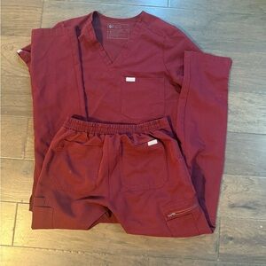 Figs Maroon Scrub Top